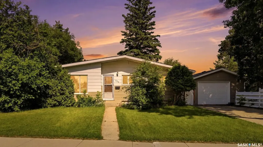 101 Salisbury Drive Saskatoon SK S7H 4B7
