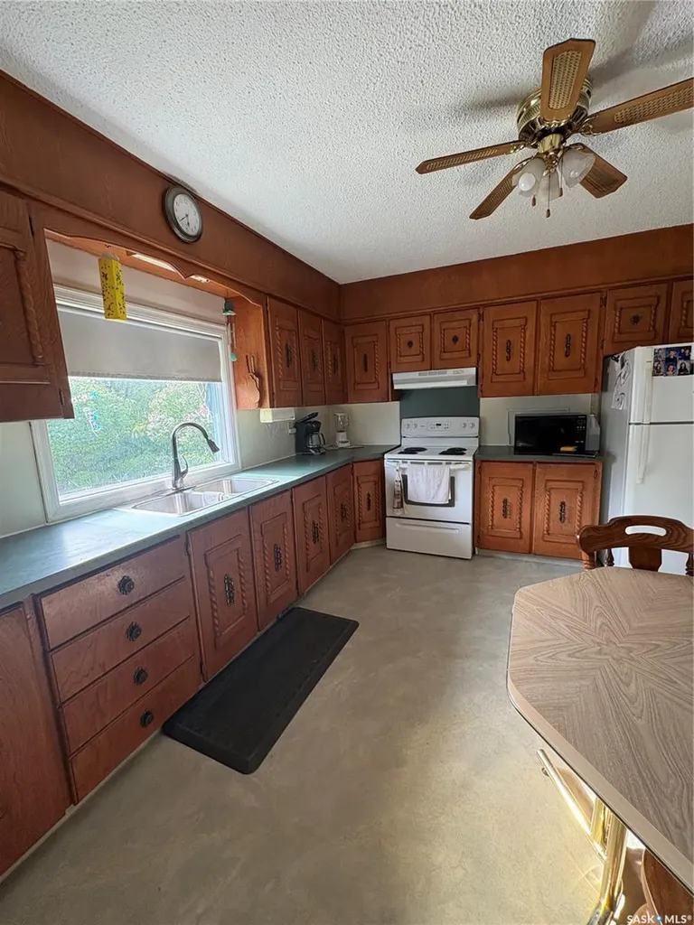 1 Rural Address Sasman Rm No. 336 SK S0A 1W0