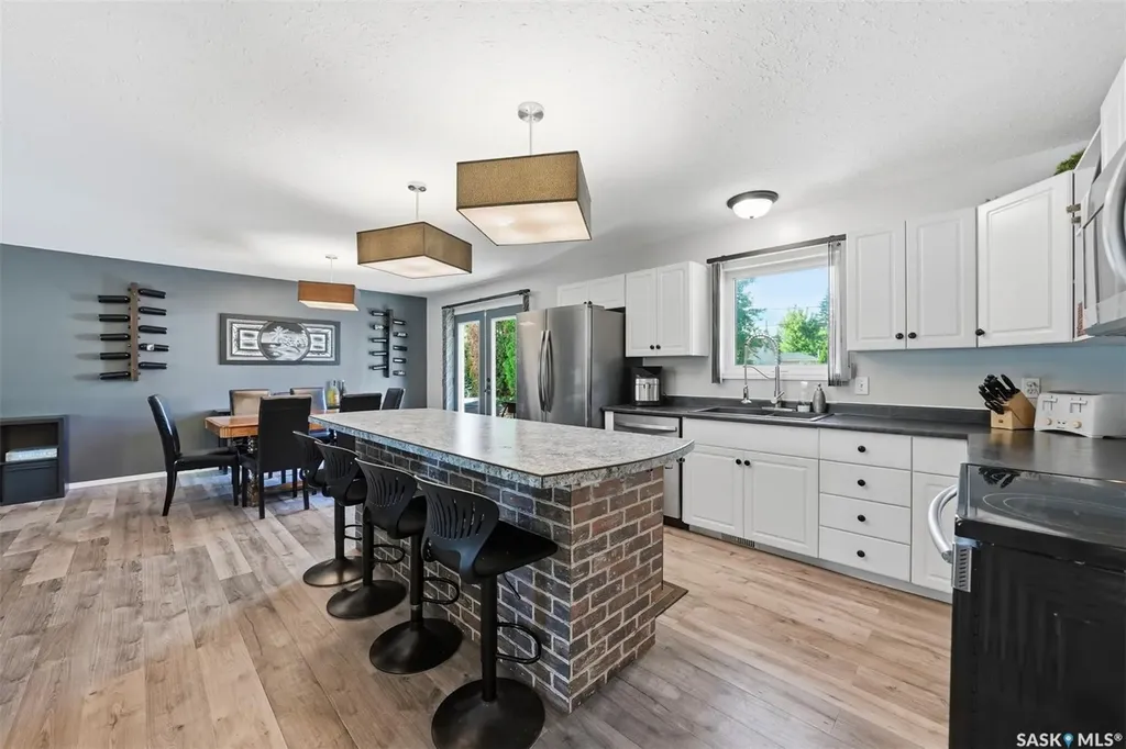 351 Y Avenue S Saskatoon SK S7M 3J6