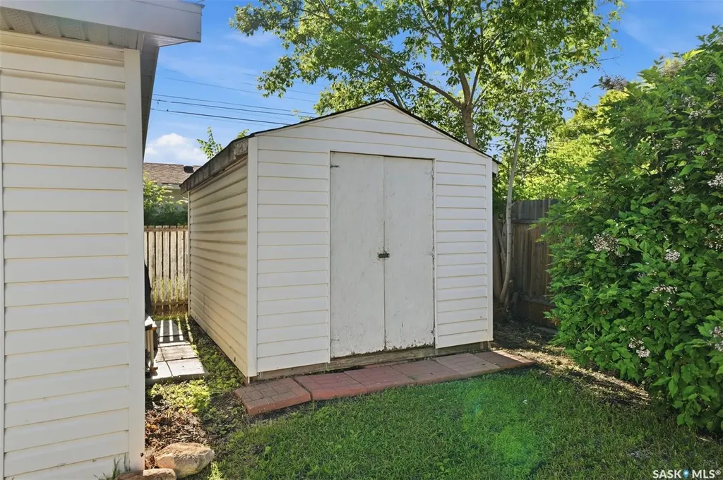 351 Y Avenue S Saskatoon SK S7M 3J6