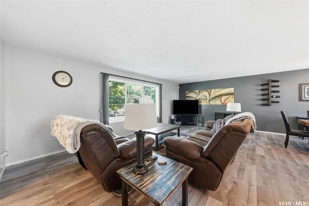 351 Y Avenue S Saskatoon SK S7M 3J6