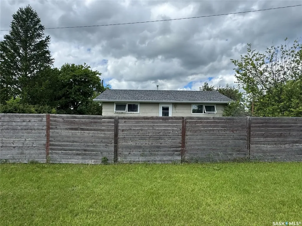 106 Downey Street Strasbourg SK S0G 4V0