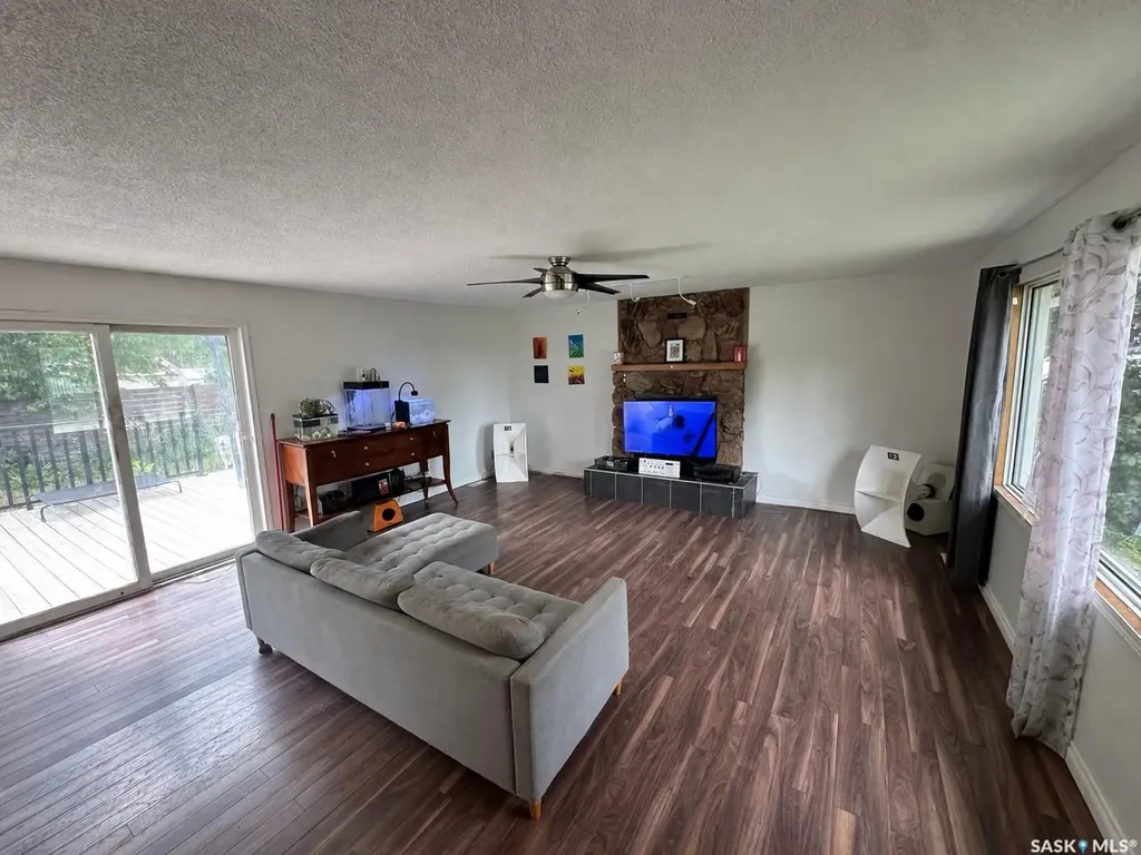 106 Downey Street Strasbourg SK S0G 4V0