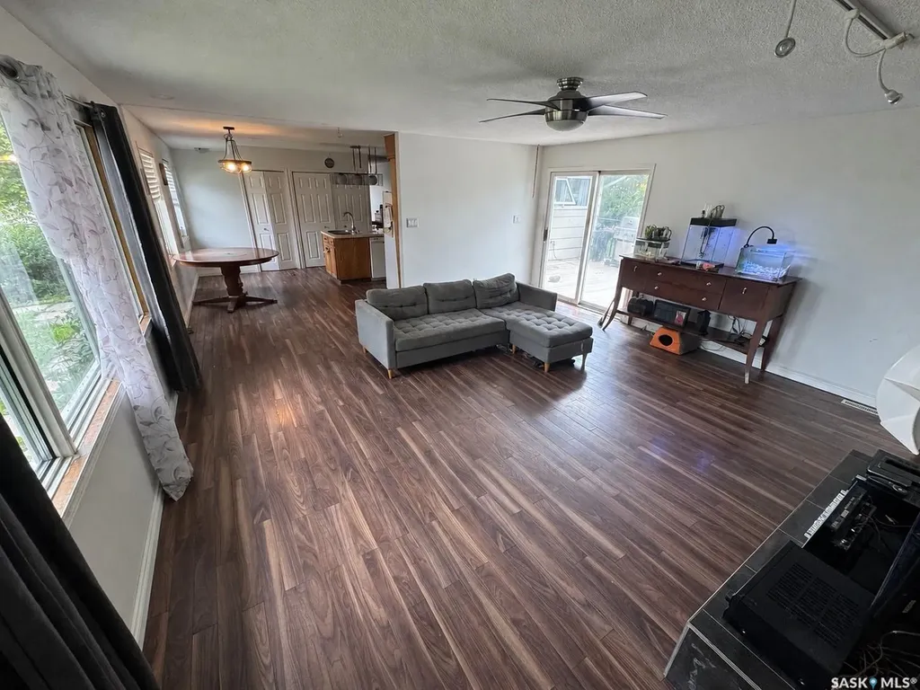106 Downey Street Strasbourg SK S0G 4V0