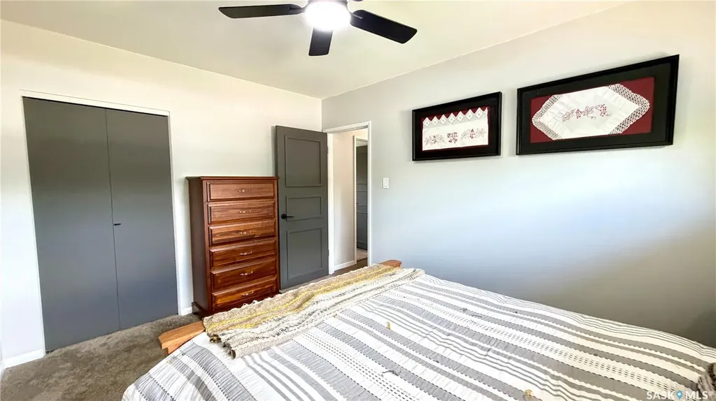 10 Stewart Avenue Saskatoon SK S7L 3S6