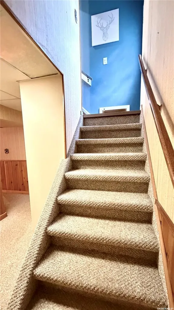 10 Stewart Avenue Saskatoon SK S7L 3S6