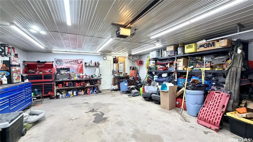 10 Stewart Avenue Saskatoon SK S7L 3S6