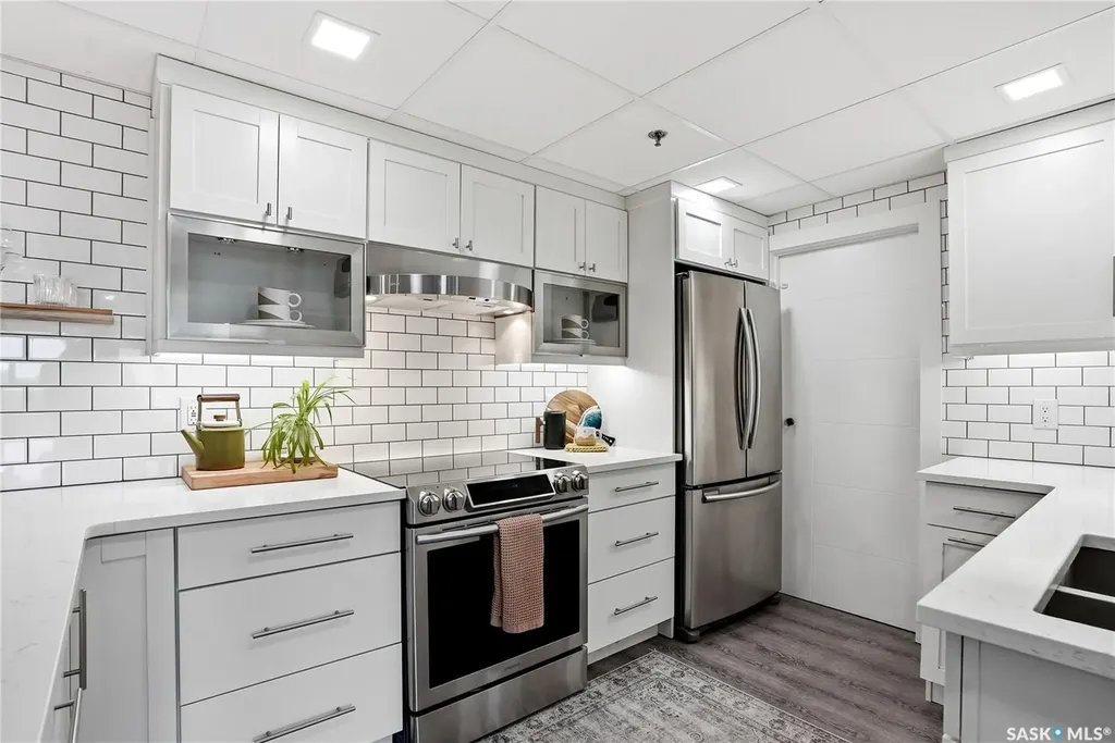 611 University Drive Saskatoon SK S7N 3Z1