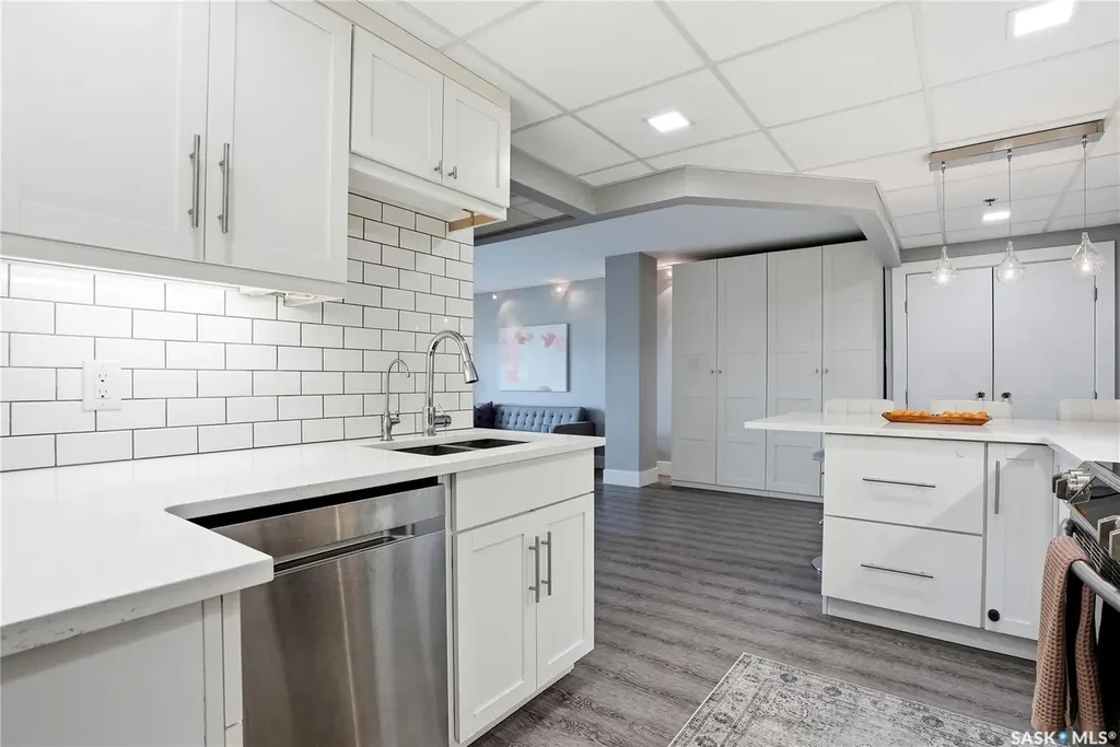 611 University Drive Saskatoon SK S7N 3Z1