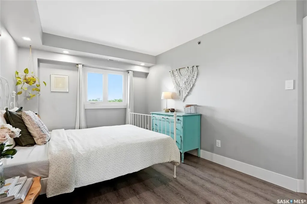 611 University Drive Saskatoon SK S7N 3Z1
