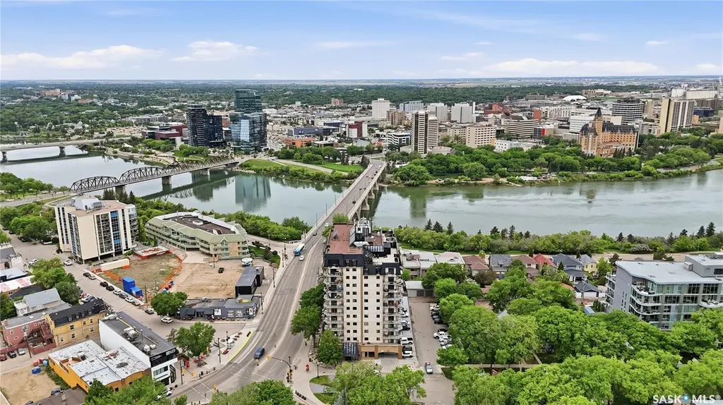 611 University Drive Saskatoon SK S7N 3Z1