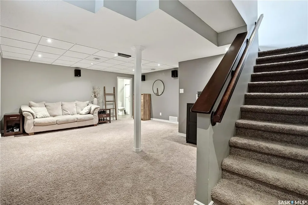 4265 Preston Crescent Regina SK S4X 0C9