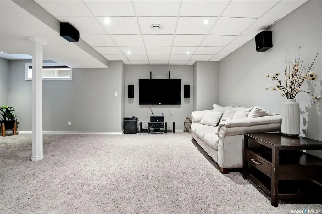 4265 Preston Crescent Regina SK S4X 0C9