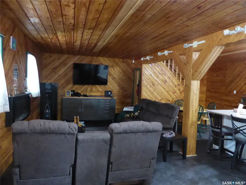 9 Zulynik Place Kivimaa-moonlight Bay SK S0M 1J0