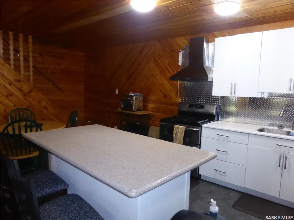 9 Zulynik Place Kivimaa-moonlight Bay SK S0M 1J0
