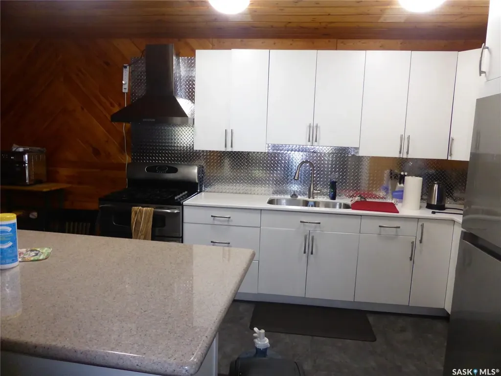 9 Zulynik Place Kivimaa-moonlight Bay SK S0M 1J0