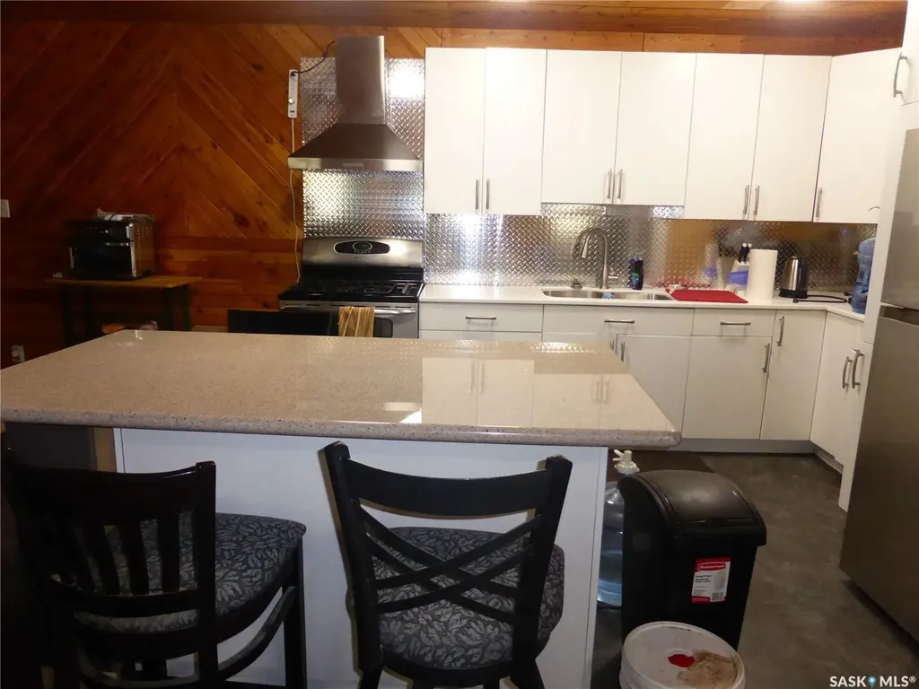 9 Zulynik Place Kivimaa-moonlight Bay SK S0M 1J0