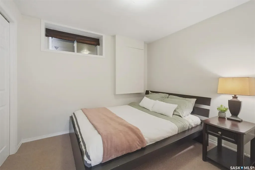 1358 Denham Crescent Saskatoon SK S7R 0B1