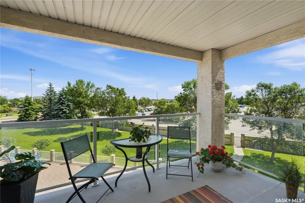 325 Keevil Crescent Saskatoon SK S7N 4R8