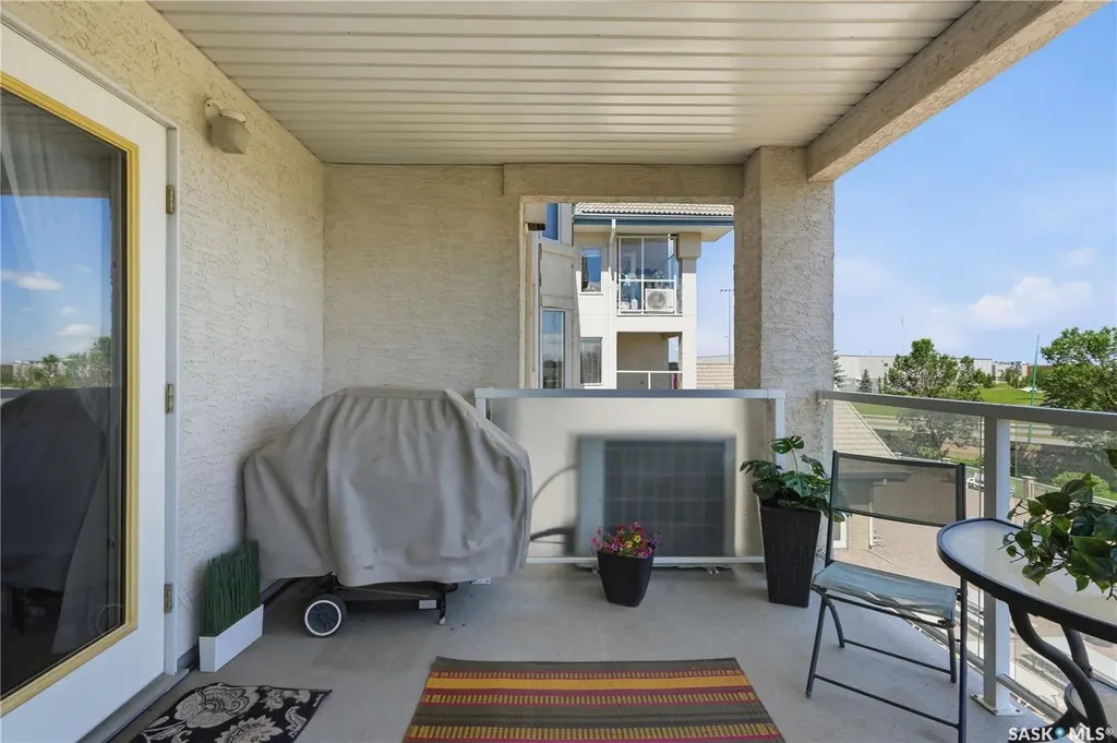 325 Keevil Crescent Saskatoon SK S7N 4R8
