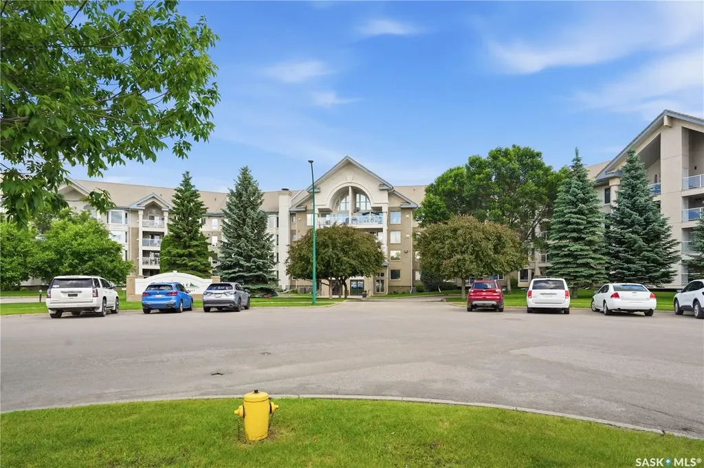 325 Keevil Crescent Saskatoon SK S7N 4R8