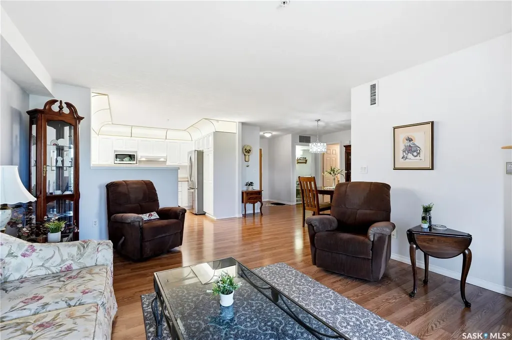 325 Keevil Crescent Saskatoon SK S7N 4R8