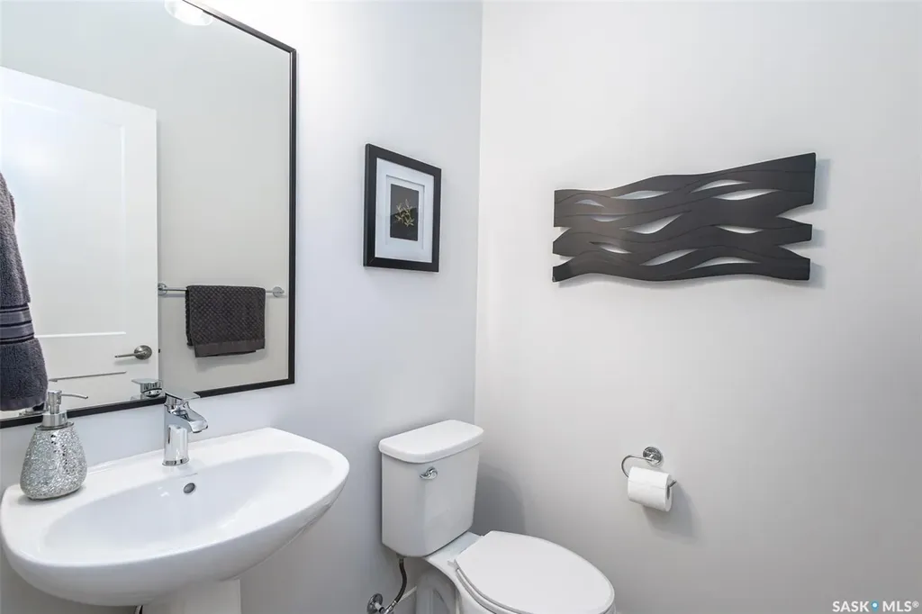 1348 Parr Hill Drive Martensville SK S0K 2T1
