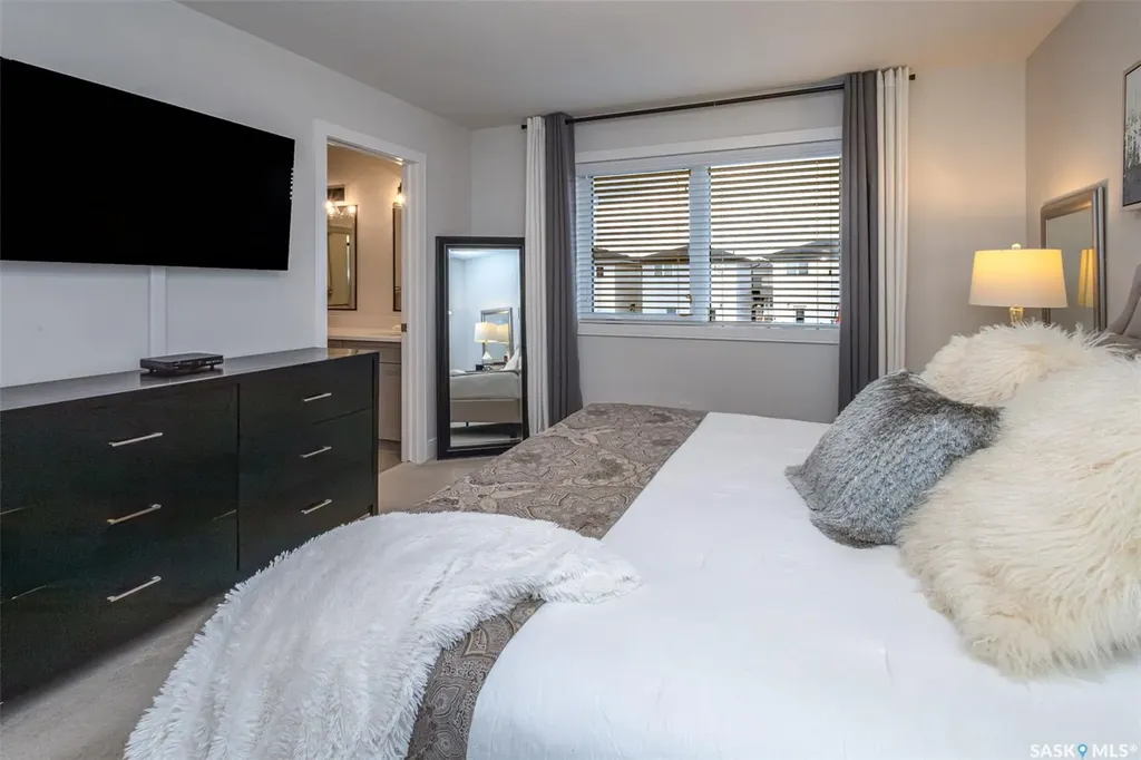 1348 Parr Hill Drive Martensville SK S0K 2T1