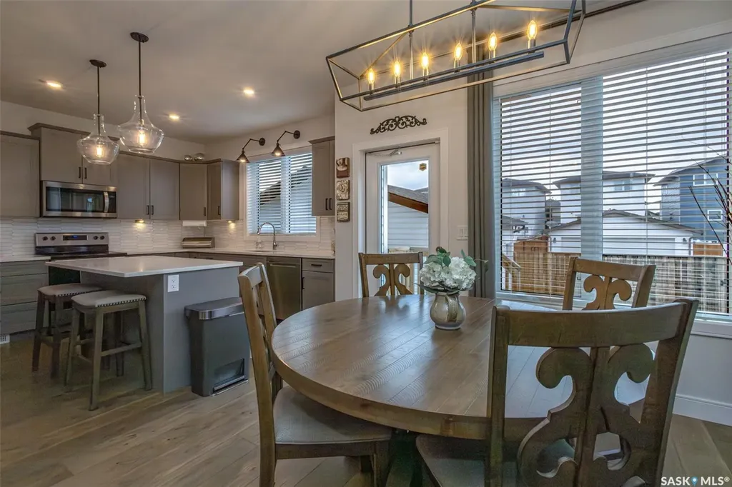 1348 Parr Hill Drive Martensville SK S0K 2T1