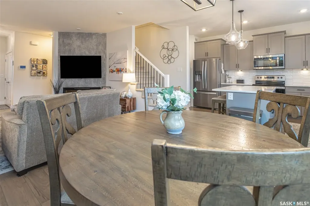 1348 Parr Hill Drive Martensville SK S0K 2T1