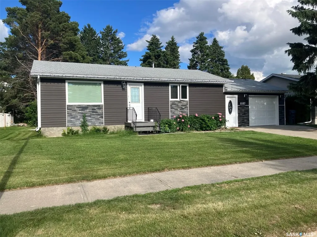 1107 Centre Street Nipawin SK S0E 1E0