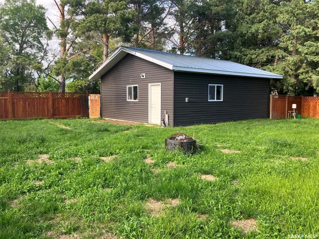 1107 Centre Street Nipawin SK S0E 1E0