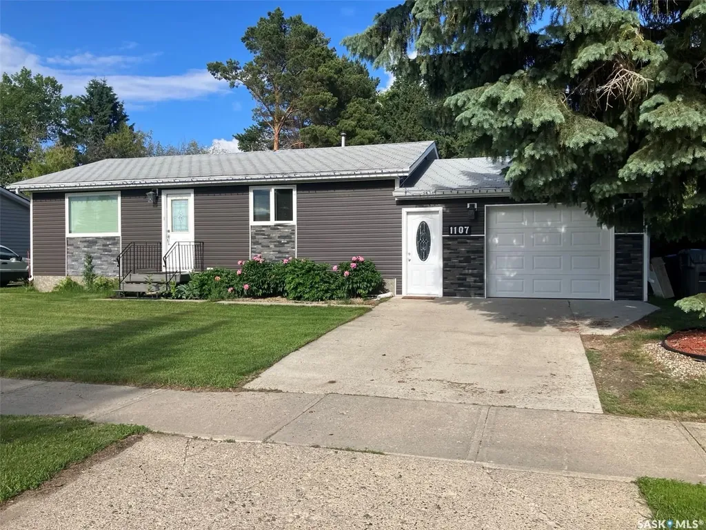 1107 Centre Street Nipawin SK S0E 1E0