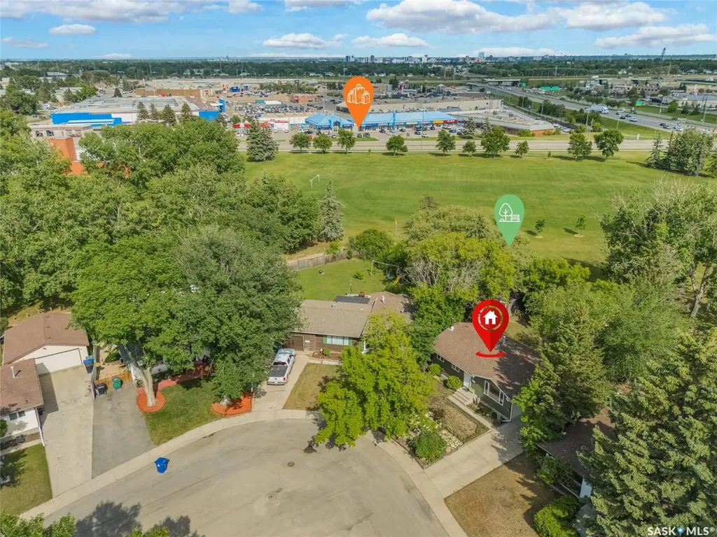 242 Haviland Crescent Saskatoon SK S7L 5A7