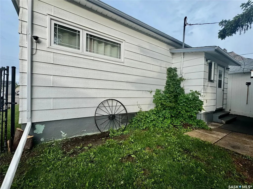 360 Fourth Avenue N Yorkton SK S3N 1B6