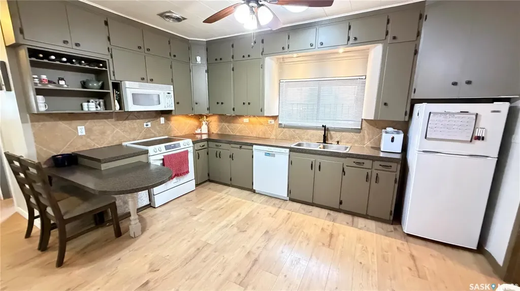 103 Walsh Street Maple Creek SK S0N 1N0