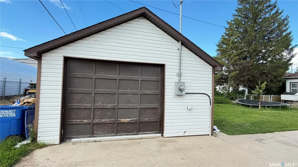 103 Walsh Street Maple Creek SK S0N 1N0