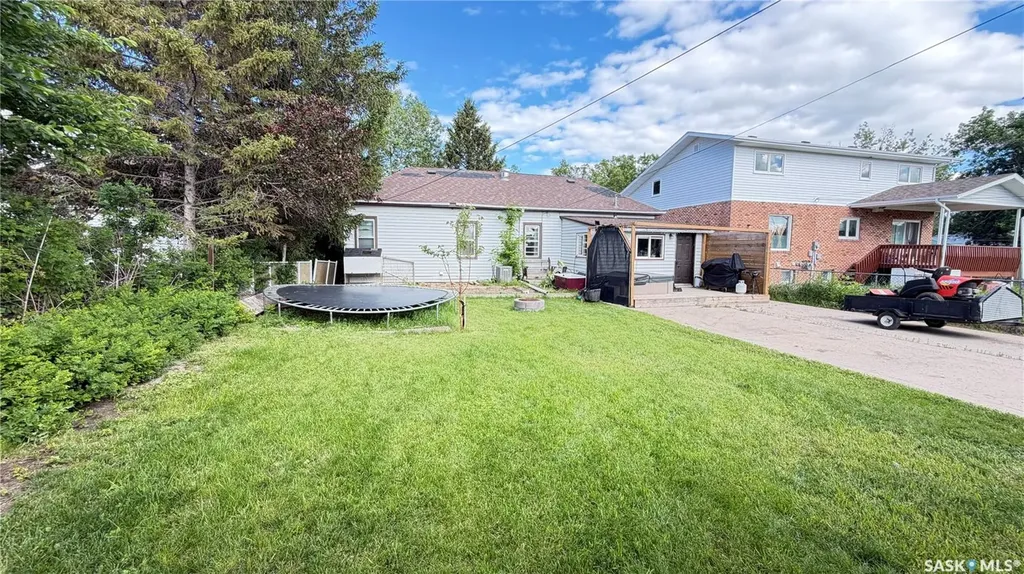 103 Walsh Street Maple Creek SK S0N 1N0