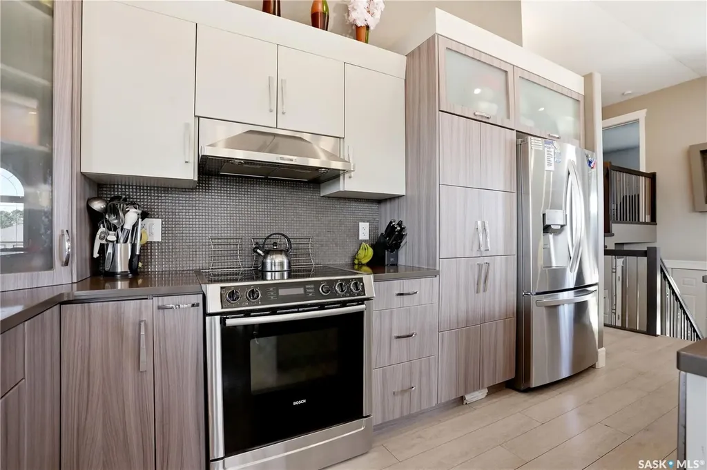 212 Glenwood Terrace Martensville SK S0K 0A2