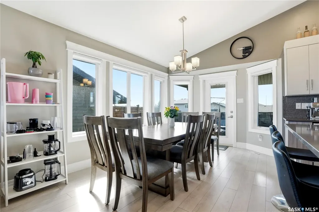 212 Glenwood Terrace Martensville SK S0K 0A2