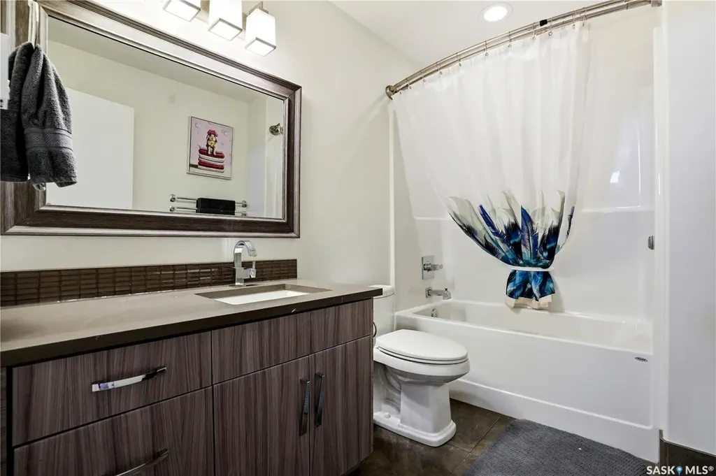 212 Glenwood Terrace Martensville SK S0K 0A2