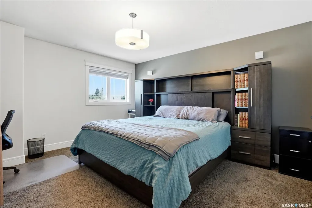 212 Glenwood Terrace Martensville SK S0K 0A2
