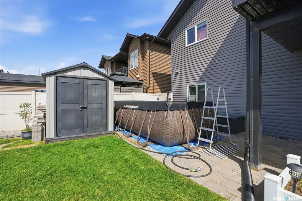 212 Glenwood Terrace Martensville SK S0K 0A2