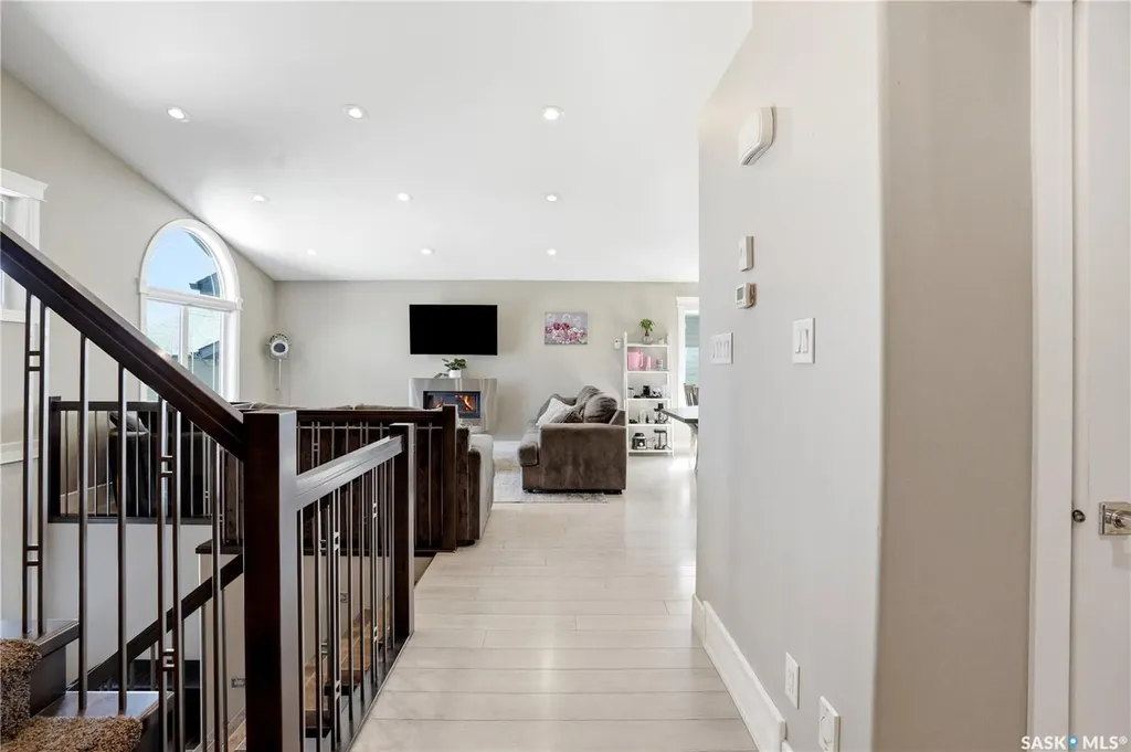 212 Glenwood Terrace Martensville SK S0K 0A2
