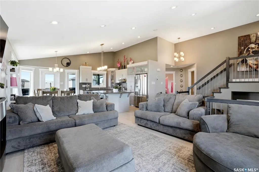 212 Glenwood Terrace Martensville SK S0K 0A2
