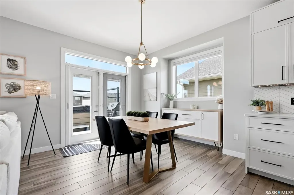 130 Sinclair Crescent Saskatoon SK S7V 0A4