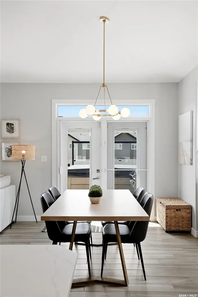 130 Sinclair Crescent Saskatoon SK S7V 0A4