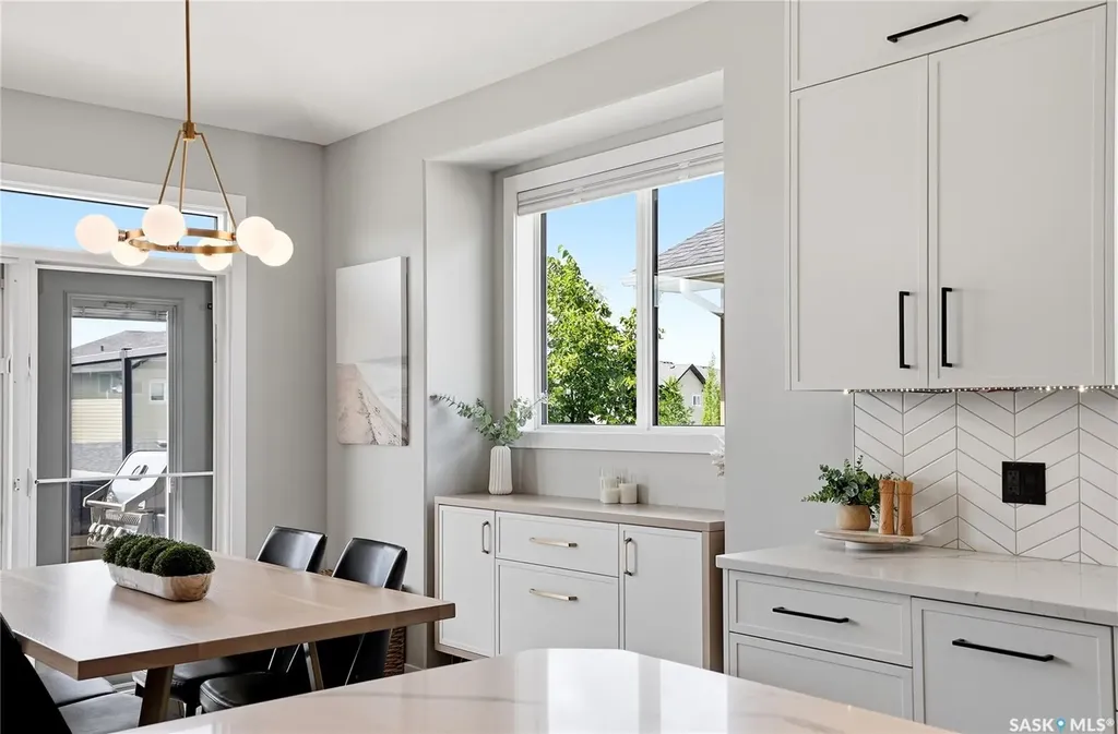 130 Sinclair Crescent Saskatoon SK S7V 0A4