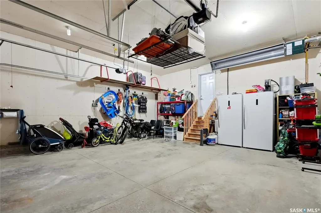 130 Sinclair Crescent Saskatoon SK S7V 0A4