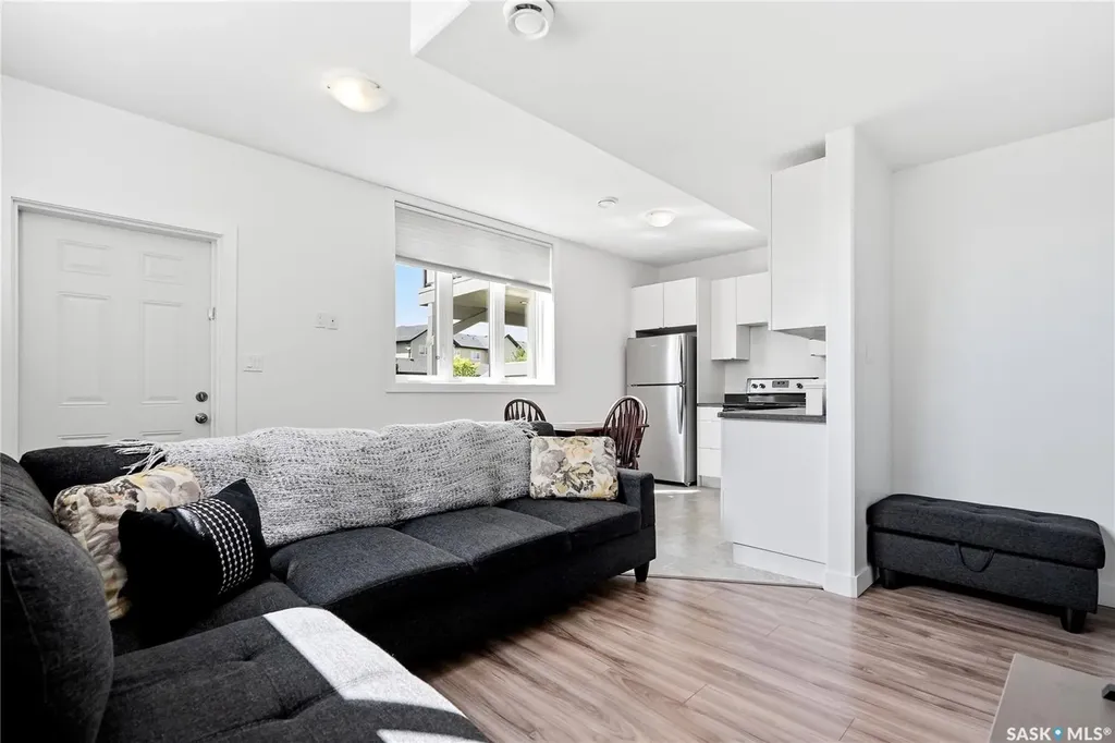 130 Sinclair Crescent Saskatoon SK S7V 0A4